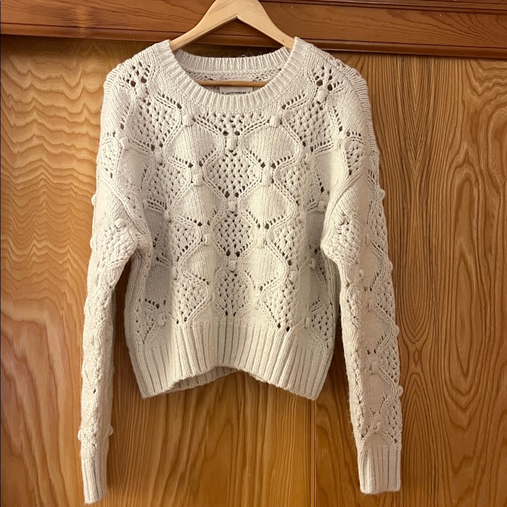 Cozy popcorn stitch Cream Sweater. Lucky Brand.